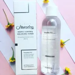 Toner dưỡng ẩm Huesday